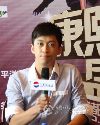 陈汉典来蓉模仿黄立行 专访称小S私下很平和_