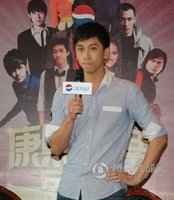  陈汉典 来蓉 模仿黄立行  专访称小S私下很平和_