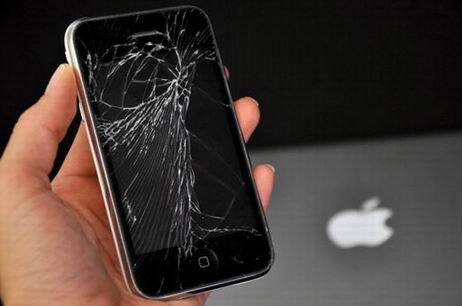 苹果:iPhone爆炸不关我的事 怪第三方软件_互