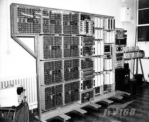 36年前英国最古老巨型计算机重出江湖_家电数