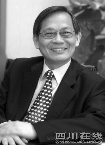 中英人寿总裁张文伟解读四川现象_金融直通