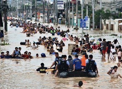 喝万人口水_50万人口没水喝 印西部连年大旱 数百农民自杀(3)