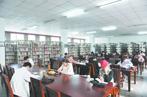 新省图年内开工 图书馆管理条例纳入立法计划