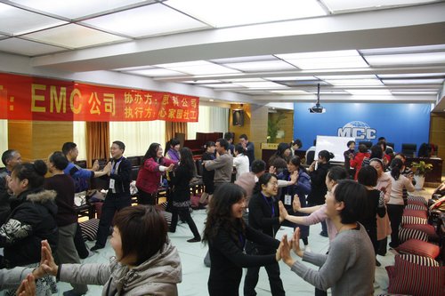 地震灾区教师心灵辅导培训开课 培养专业助人