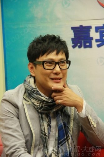 张信哲狂赞<em>四川妹子</em>漂亮 征集歌迷来<em>演唱</em>会求