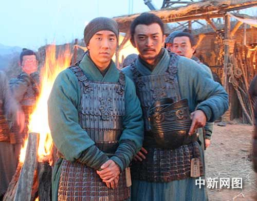 新《永不瞑目》剧照公布 肖童郭家铭曾拍床戏