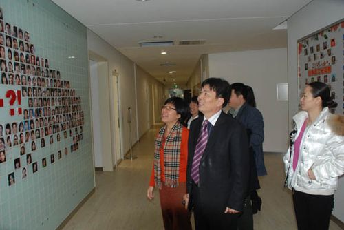 组图:全国优秀复员退伍军人代表叶红平做客人