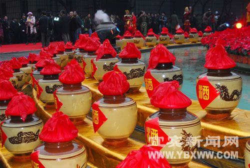 09年销售额度达350亿元五粮液连续15年居行业