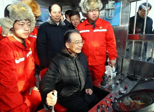 党中央国务院情系民生 中国百姓在温暖中前行