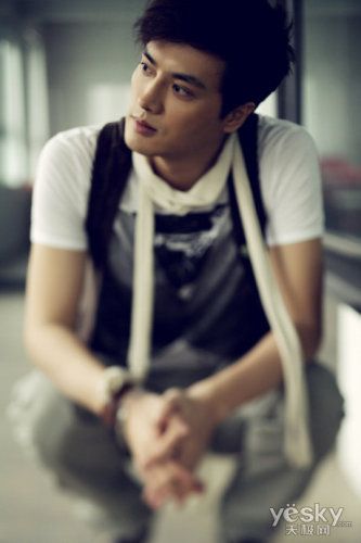 独家首爆:帅哥费德南选液晶什么最具诱惑?_家电