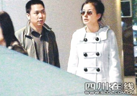 赵薇老公黄有龙照片资料 黄有龙前妻叶翠翠照片资料