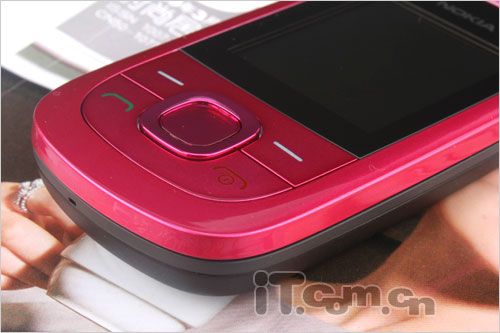 简单生活别样风情 诺基亚2220s图赏_家电数码