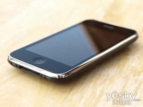 苹果经典机型 iPhone 3GS 16G仅4500元_家电