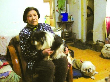 每月花费几千元老人无怨无悔