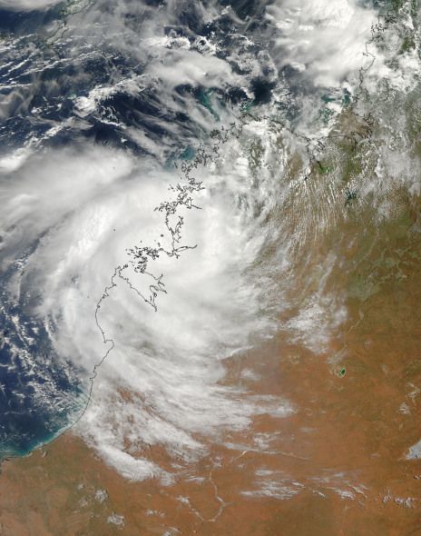 美国卫星观测到热带气旋三维图像_家电数码新