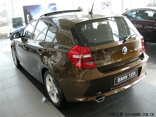 宝马1系推巧克力色限量版 成都接受预定_车市