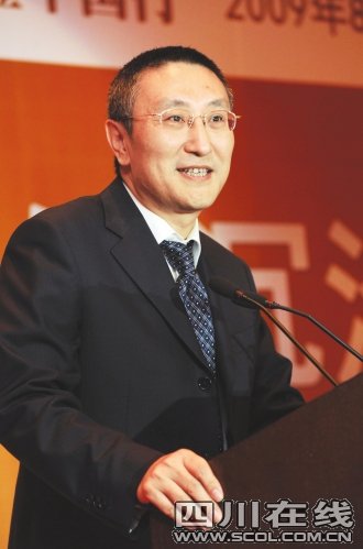 水皮:股市有黑幕 早晚像足球界一样_牛人论股