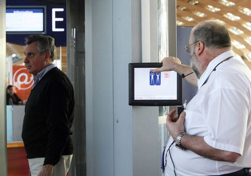 法国机场启用透视人体扫描仪 可穿透衣服成像