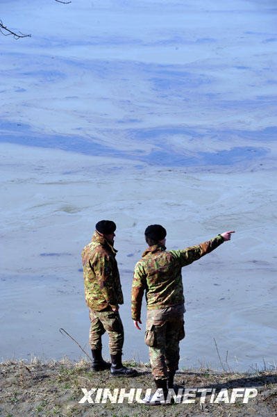 炼油厂漏油导致意大利波河面临严重生态污染_
