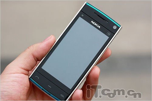 S60音乐手机 诺基亚X6最新报3400元