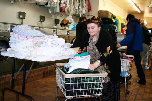 实拍美国自助洗衣店_新闻滚动