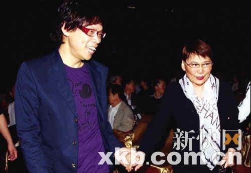 陈志云失宠六婶广树敌 无线艺人出场费暴跌_