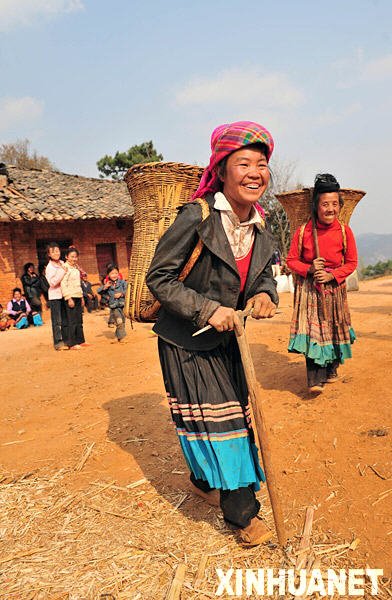 关注旱情:走访云南宣威受旱地区_新闻滚动