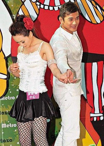 性感过头 女星渔网袜搭配 - 爱血拼 - 大成社区