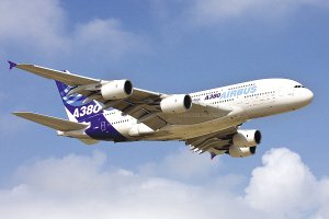 世界最大客机A380通过中国民航评审 可载550