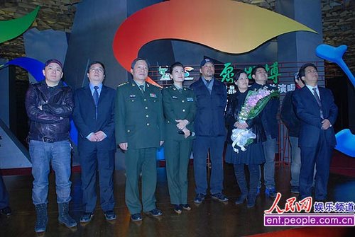 谭晶鸟巢开发布会逢母亲生日 将演唱维塔斯歌