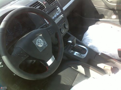 北京车展发布 卡友再曝速腾白色冠军版_成都新