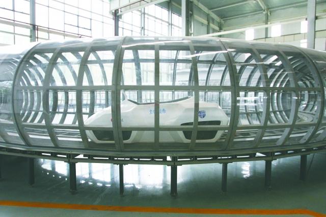 西南交大实验超导磁悬浮车 空载时速50公里(图)_大成网_腾讯网