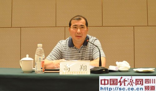 赵浩宇升任崇州市委书记 高翔任崇州代市长(图