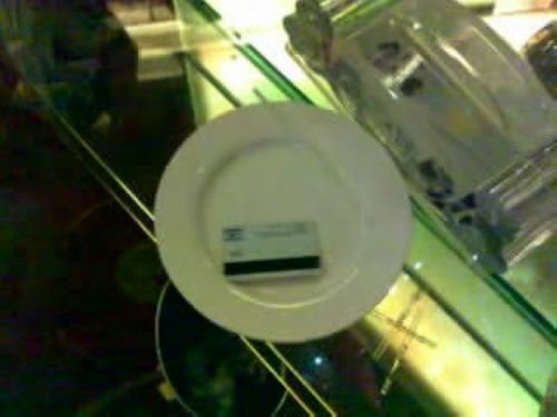 陆丰记者暗访夜总会 直击吸毒卖淫交易_粤东连