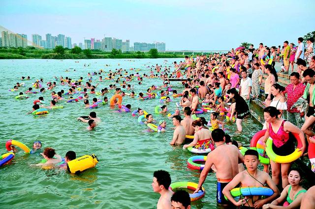 四川今夏桑拿天太热 全省101个气象站现高温(