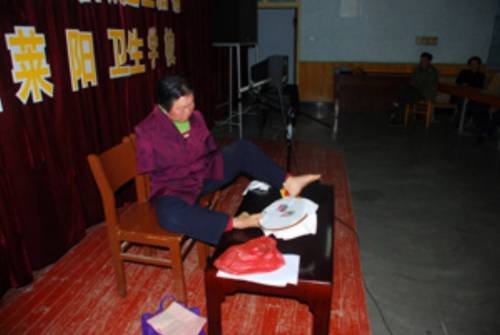 南充建全国最大丝绸服装生产基地_新闻滚动