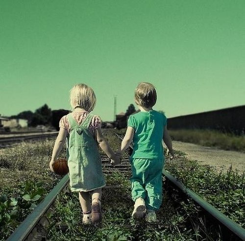 温馨美图:青梅竹马,两小无猜_教育_腾讯网