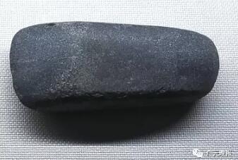 广元老城挖出珍贵石斧 深埋地下数千年(图)