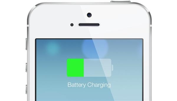 用户对iPhone电池续航问题不满 苹果急了
