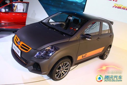走活泼路线 成都车展抢先详细图解威志v2