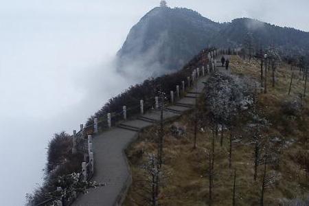 罗甸玉冒充和田玉 身价立刻翻十倍