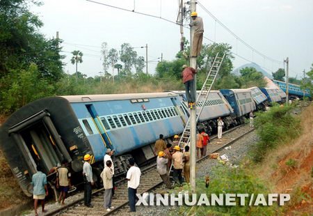 盘点近期全球发生的各类列车事故 图_新闻滚动