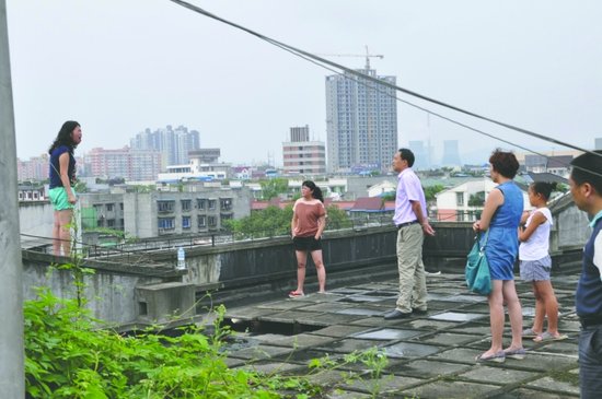 梦见和母亲争吵_裕安图片网