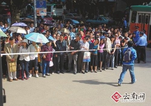 �߿�������ר�ҽ��� �ҳ����Ī�ڳ����㿼