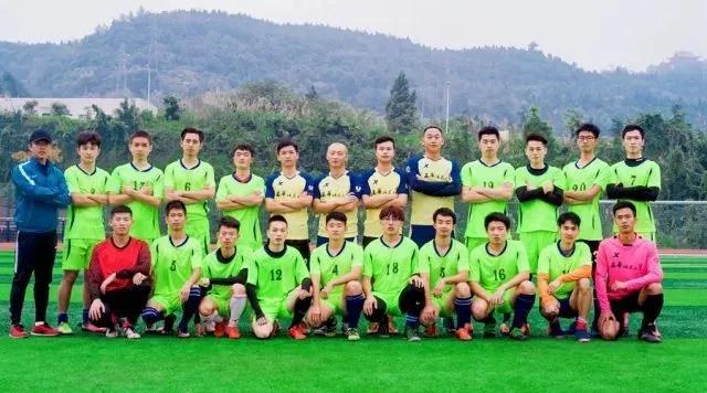 中国大学生足球联赛四川区开始 快为你家校队