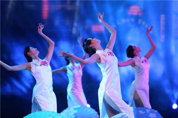 最为璀璨夺目的一天来到 川影25周年校庆庆典