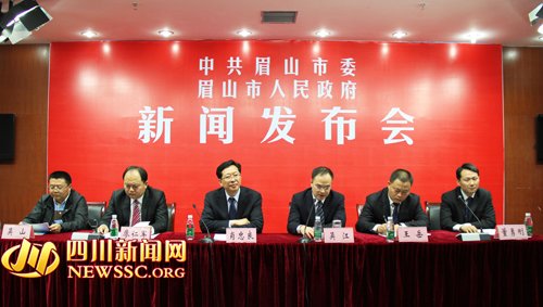 城乡居民社保卡_2008年城乡居民收入(3)