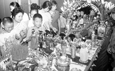 七夕节民俗扫描:被赋予爱情美满心灵手巧两涵义