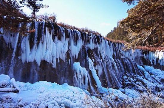 体验藏家乐 去九寨沟县去过热辣辣的民俗年