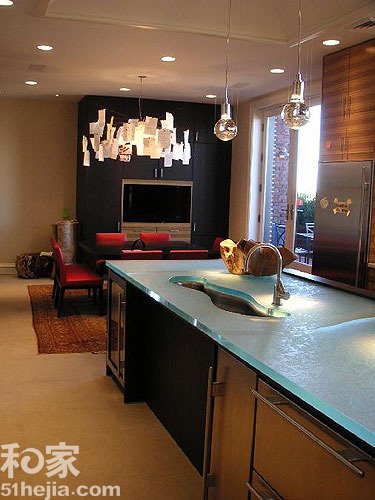 时尚新选择 10款新型橱柜玻璃台面推荐(图)